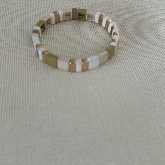 Anthropologie medium “chicklet” bracelet - Picture 1 of 3
